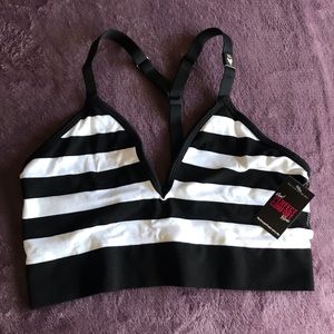 BRAND NEW w/ tags Perfect Comfort bra VS